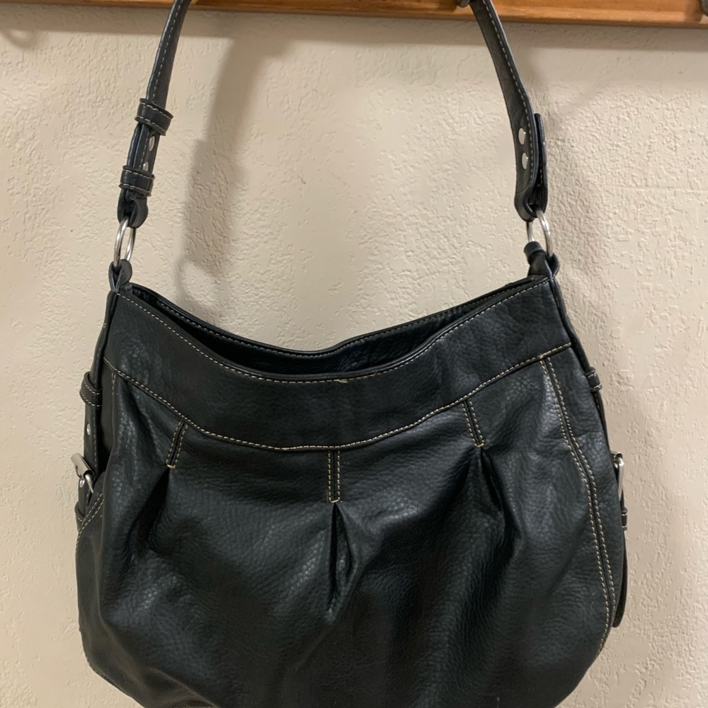 Chaps Black Leather Handbag - Picture 2 of 6